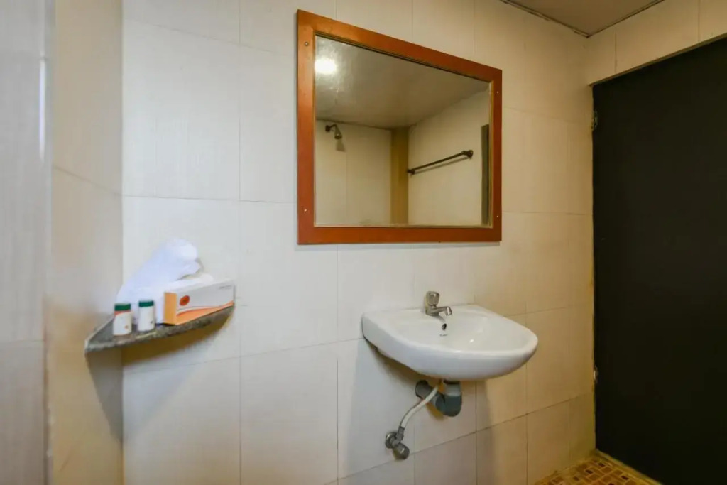 Hotel Roopa