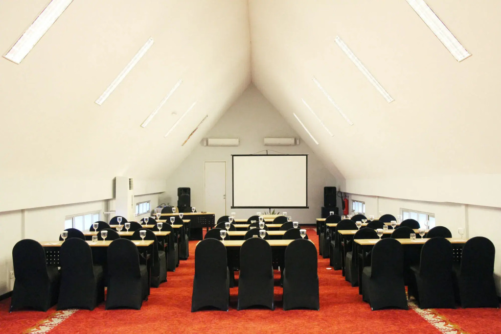 Grand Darmo Suite by AMITHYA