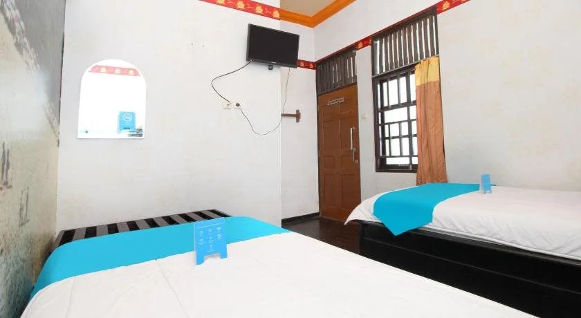 Airy Gajahmada 122 Semarang