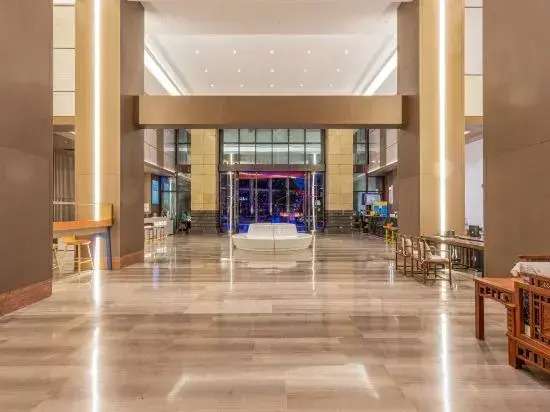Vias International Hotel (Panzhihua Wanda Plaza)