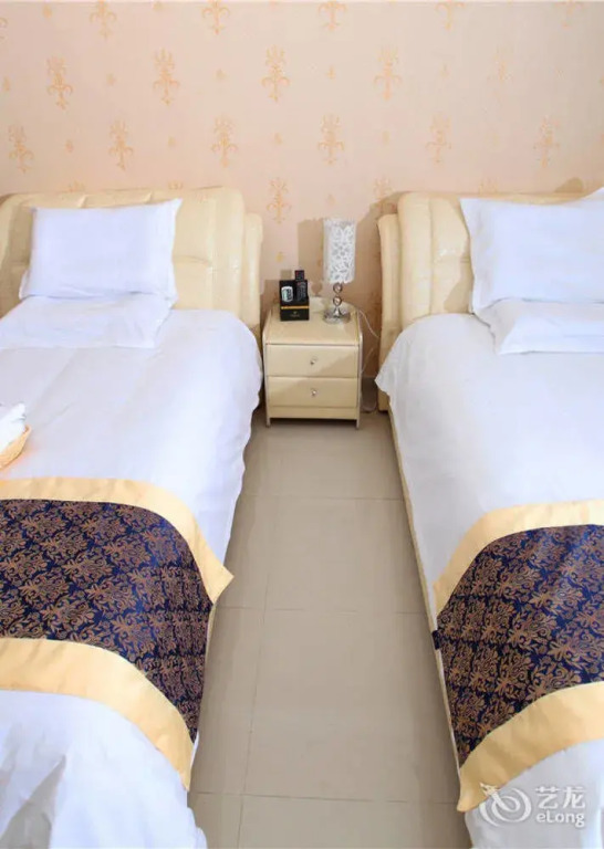Sweetome Vacation Rentals (Daming Lake, Shimao Plaza)