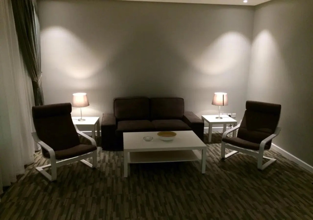 لورين للشقق المخدومة الكورنيش - اقتصادى - Loren Served Apartments Al corniche - Economic