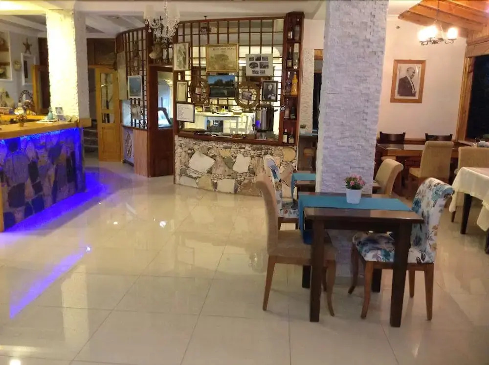 Hotel Mola