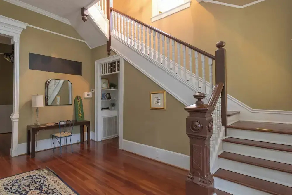 Columbus Goldfinch Mansion
