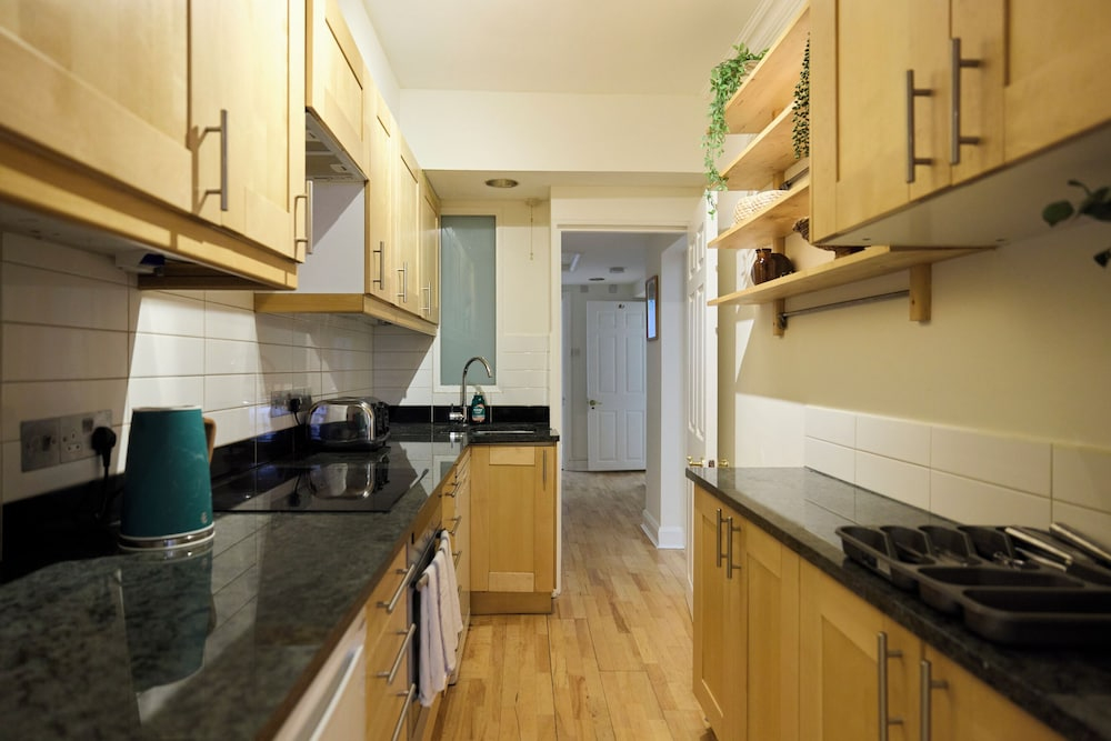 The Albion Lower Apartment