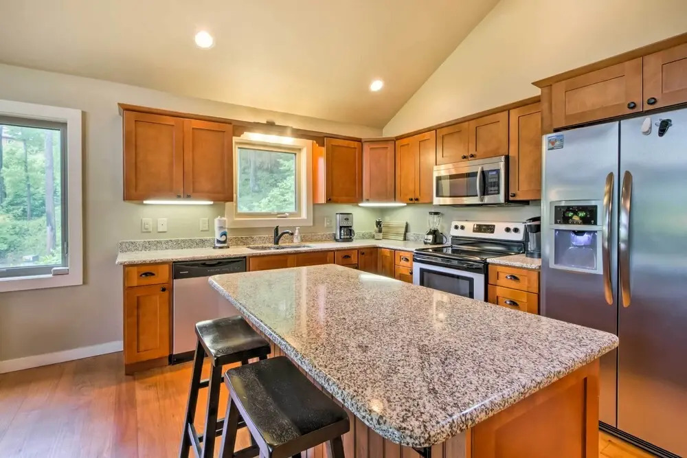 Mountain View Boone Home Close to Blue Ridge Pkwy!