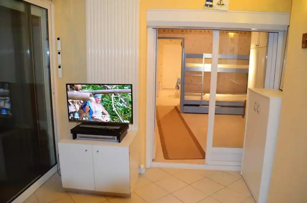 Apartment With one Bedroom in Chateau D'olonne, With Enclosed Garden and Wifi - 300 m From the Beach