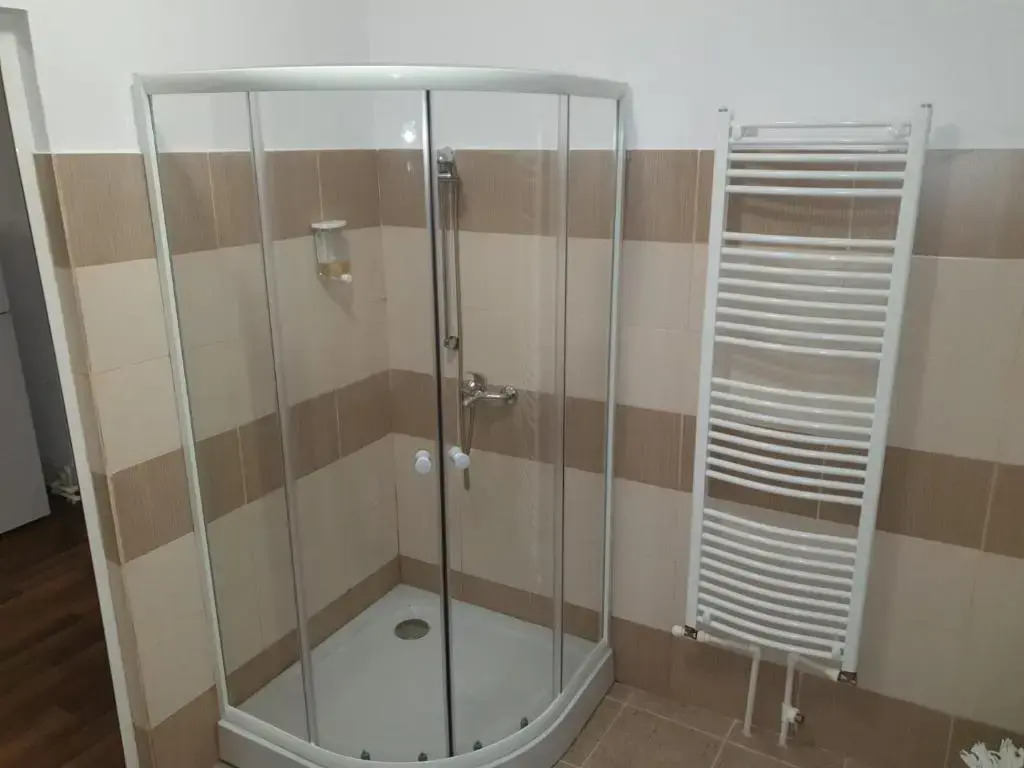 STUDIO APARTMENTS