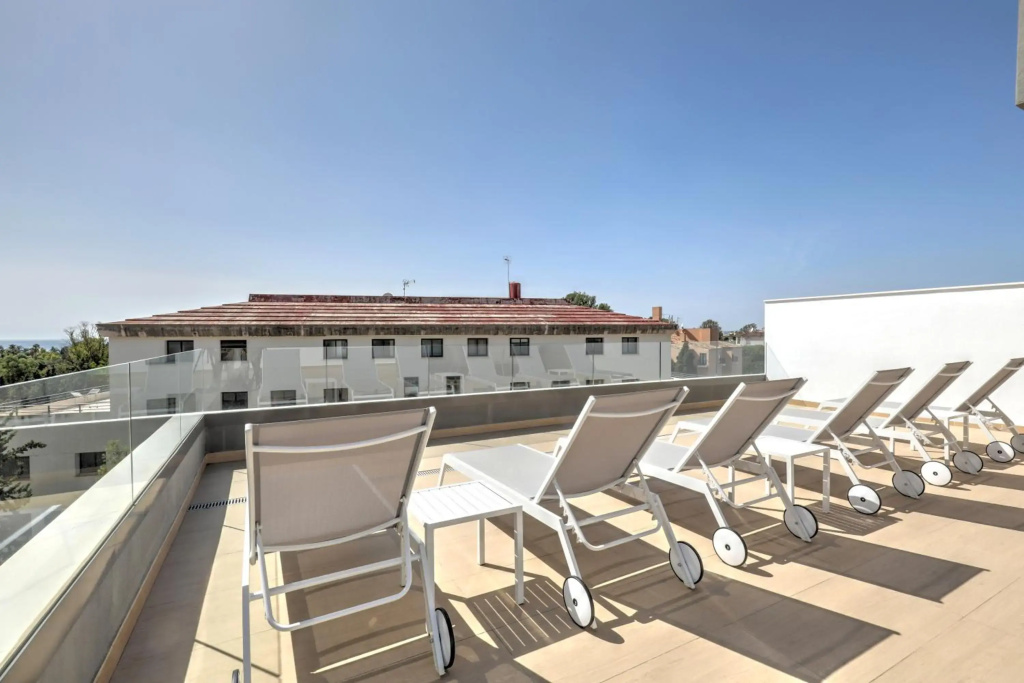New Modern 3 Bed Apartment Puerto Banus