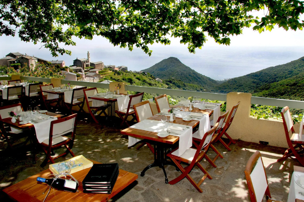 Hôtel Restaurant la Corniche