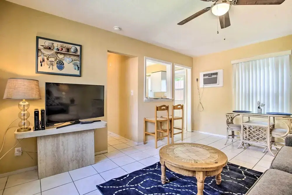 1 Mi to Oceanfront Fun: Pompano Beach Retreat!