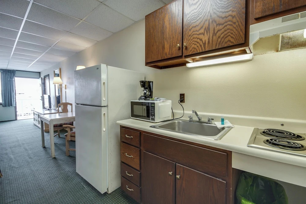 Surf Inn Suites