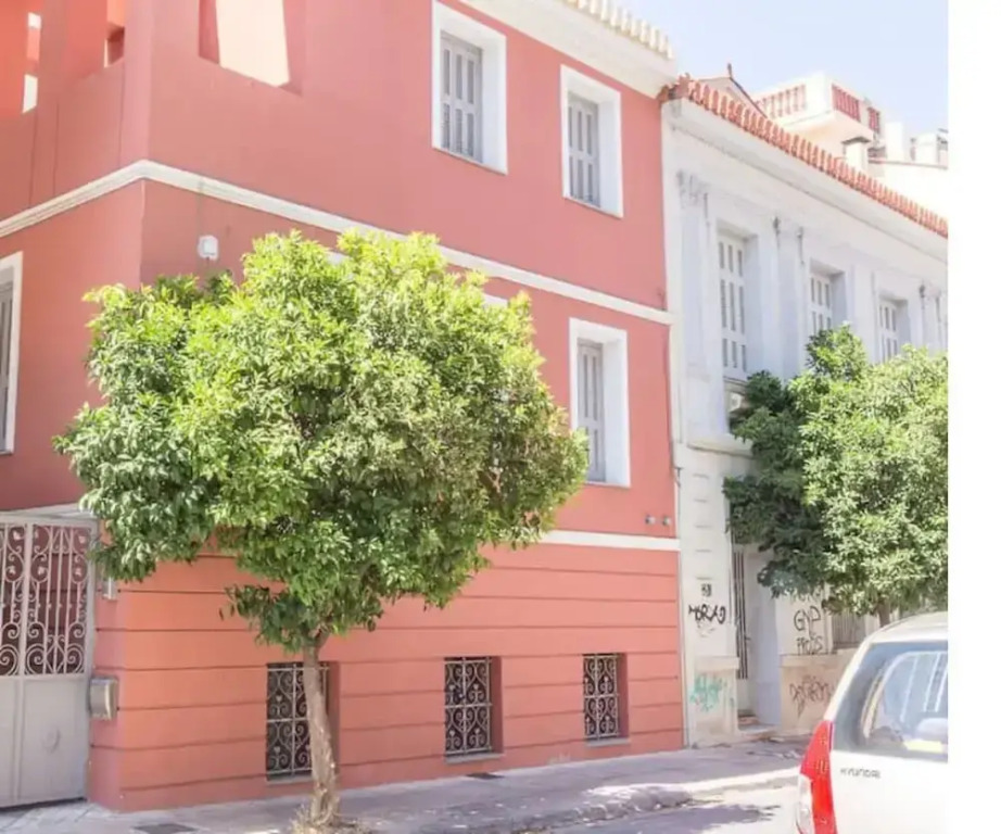 Stylish Maisonette, Kerameikos