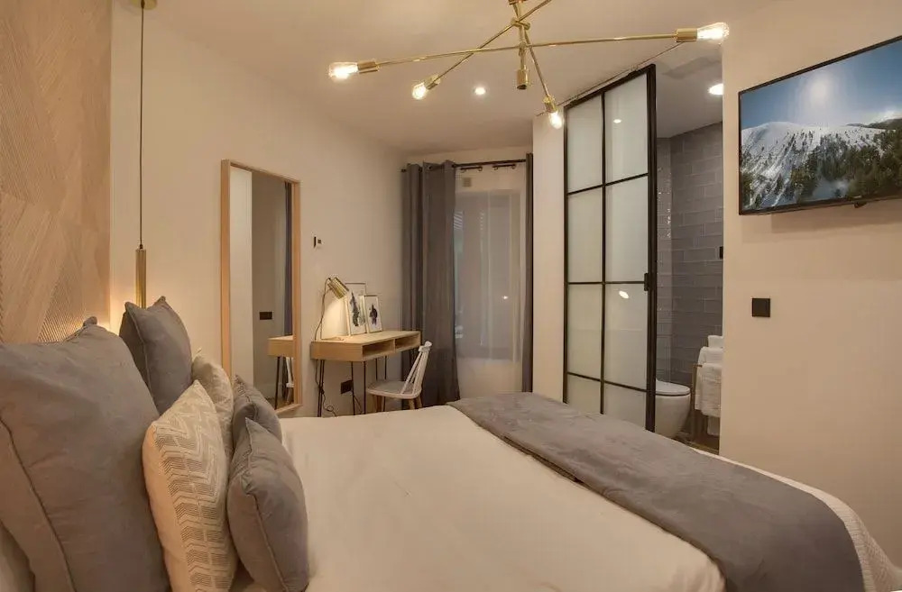 SUITES YOU Soho
