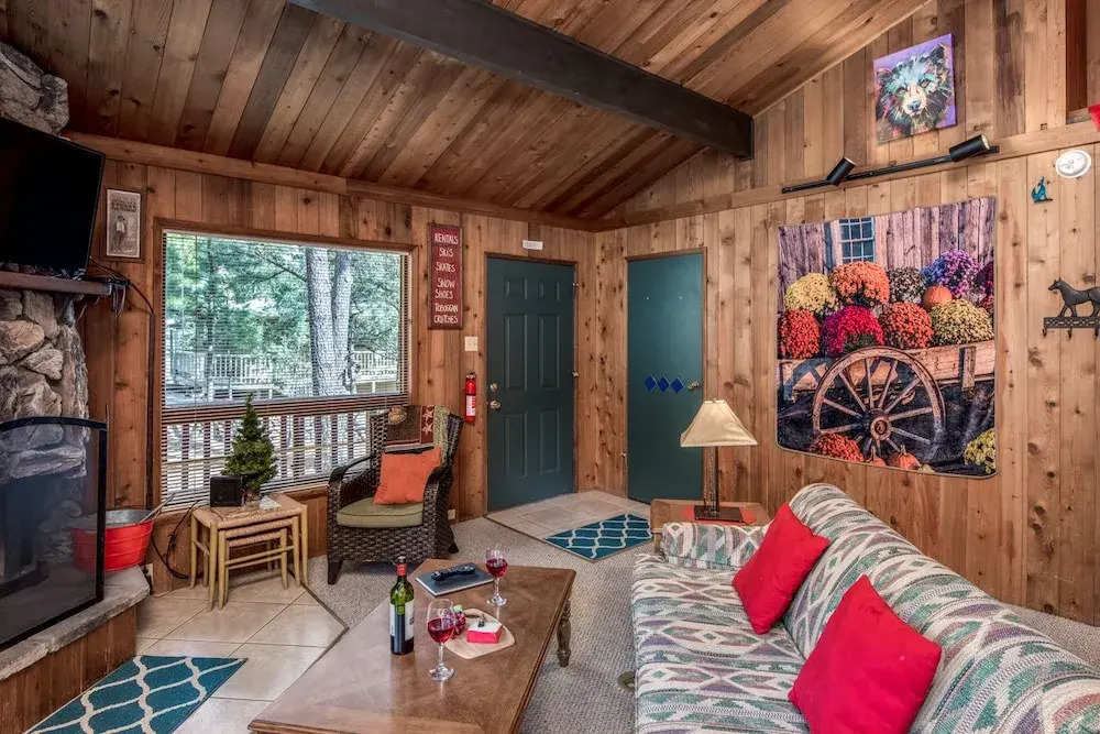 3 Bears Cabin - Two Bedroom Cabin