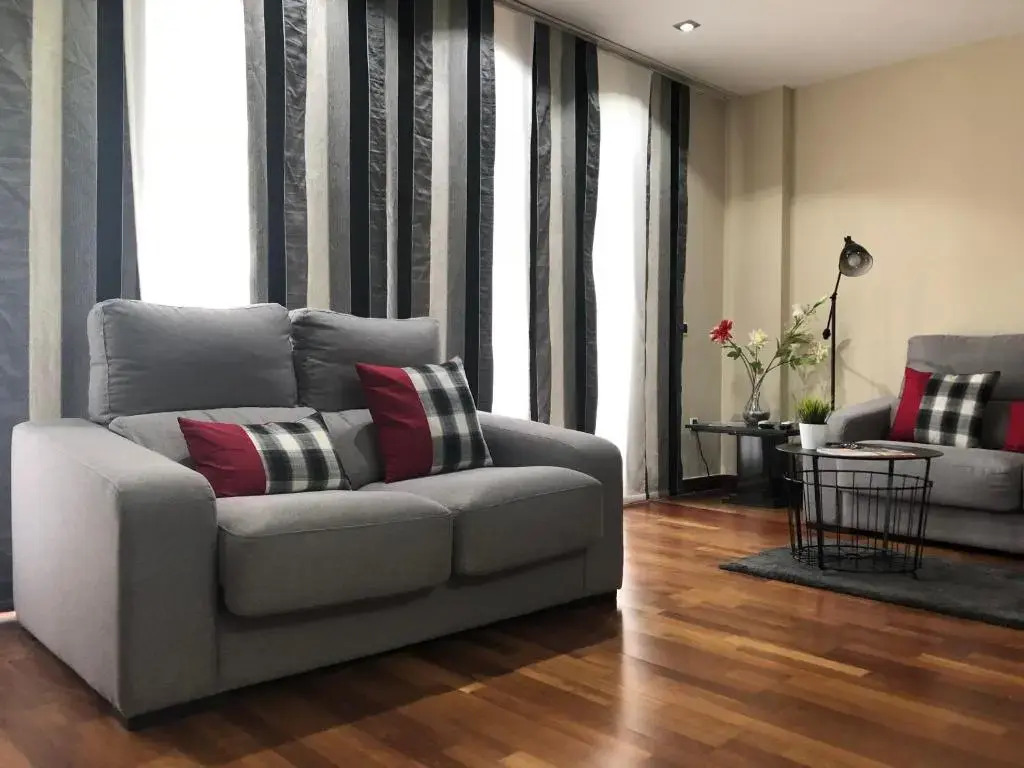 Perseus Vivienda Unifamiliar Con Terraza Y Jardín - Wifi - 3 Habitaciones - 2 Baños