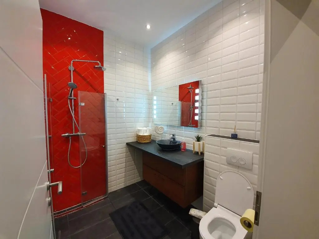 Frisch renovierte Wohnung mit einer Klimaanlage - Design Apartment Favoritenstraße 147