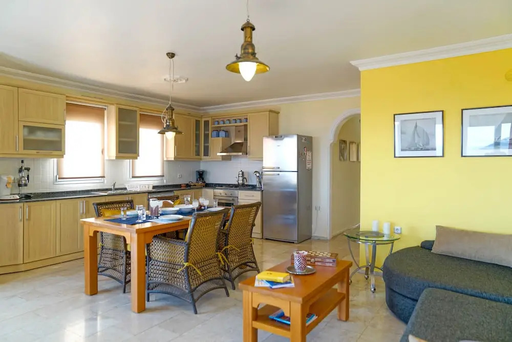 Picus Apartment