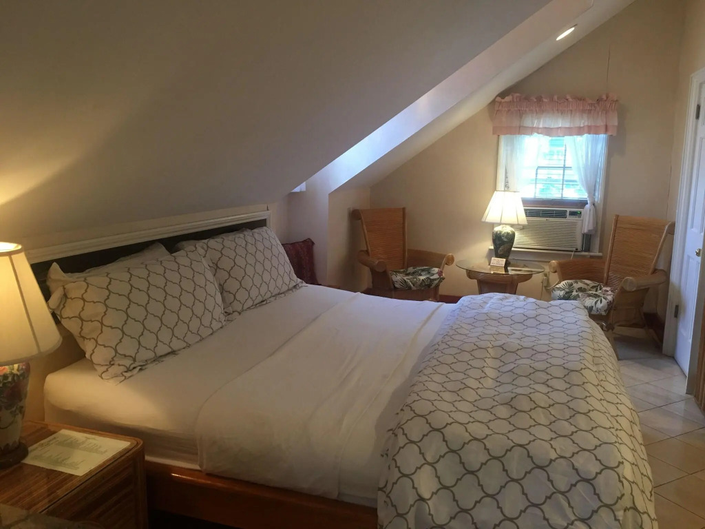 Heron House - Adult Only