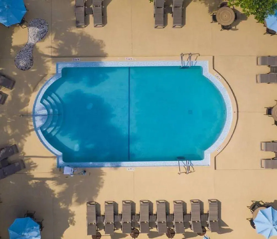GetAways at Dover House Resort