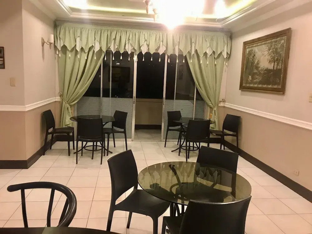 Rolet Hotel