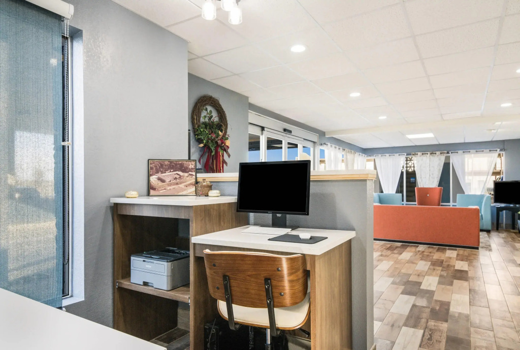 Quality Inn - On The Lake Clarksville-Boydton