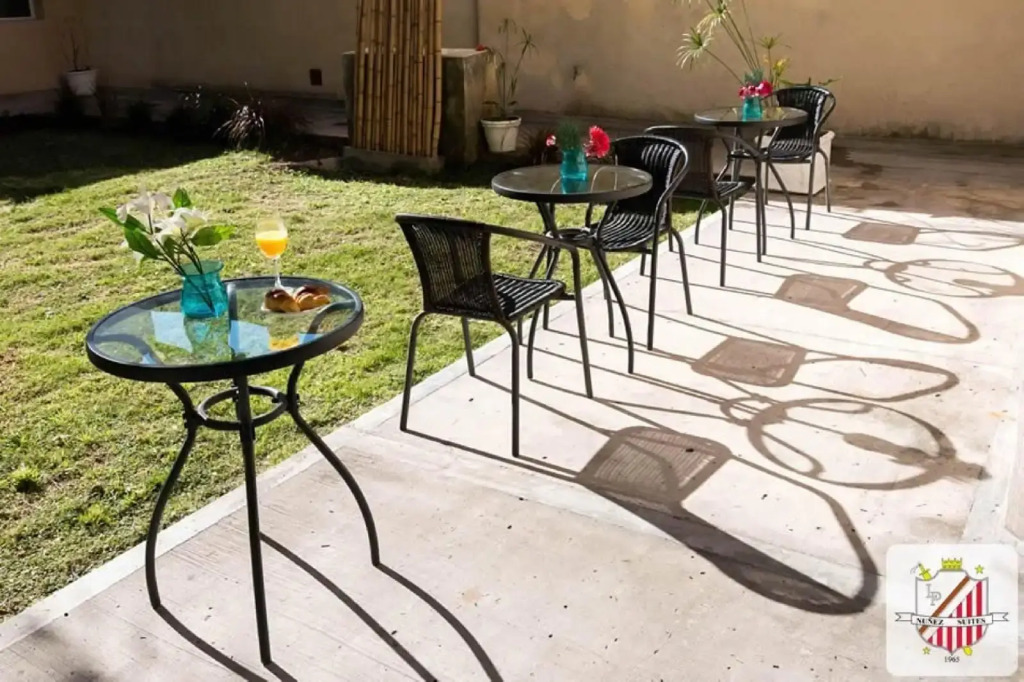 Nuñez Suites