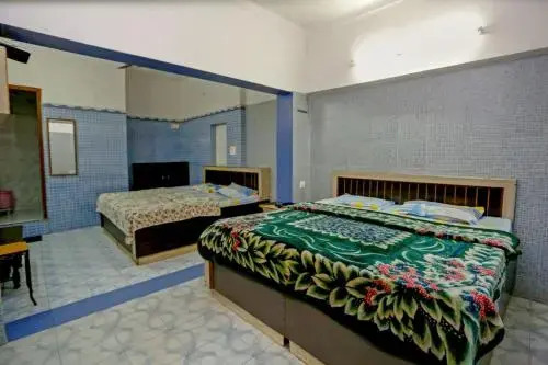 Hotel Embassy