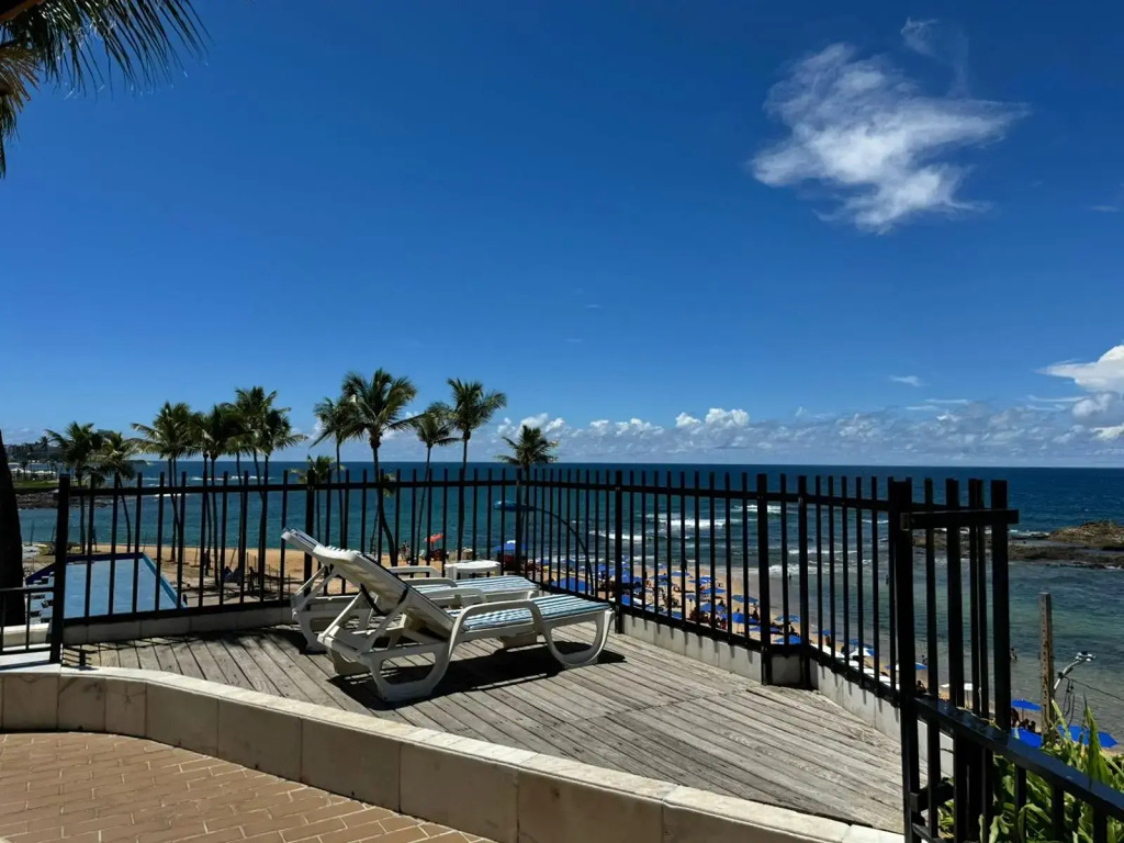 Maravilhoso apartamento 2 quartos vista mar no Ondina Apart