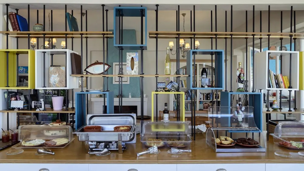Aggelos Hotel - Luxury Suite on the Beach - Breakfast included