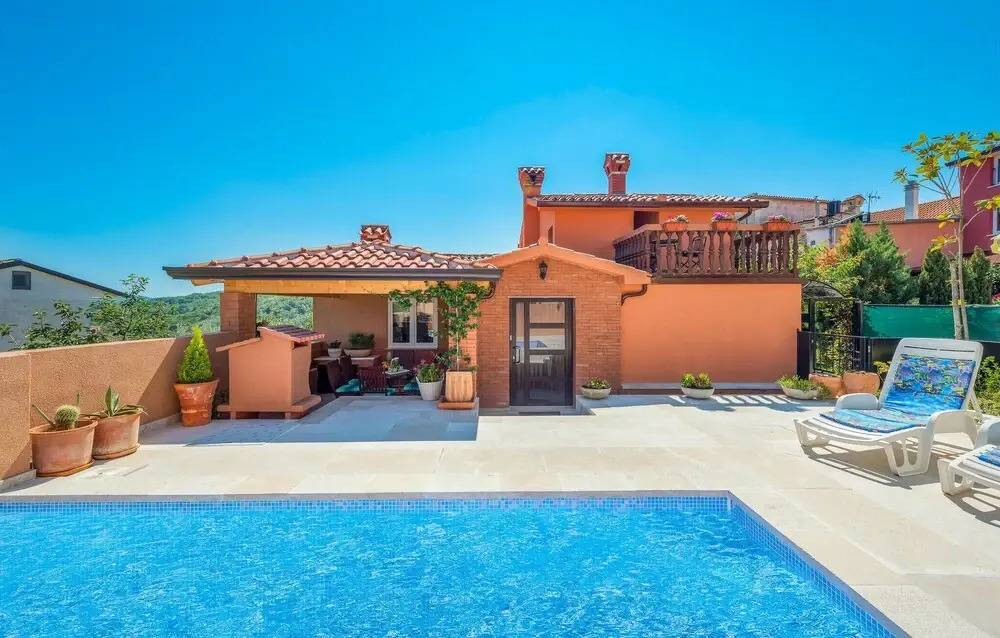 Gorgeous Home In Vizinada
