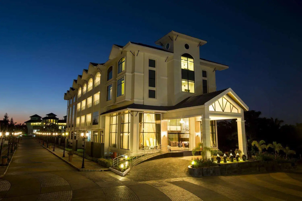 Aldovia Resort & Convention