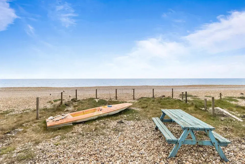 The Coastal Crab - Family-friendly Three-bed Beach House in Pevensey