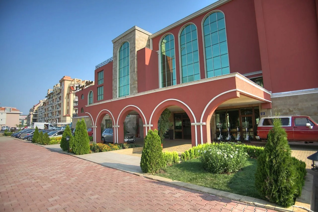 St George Palace
