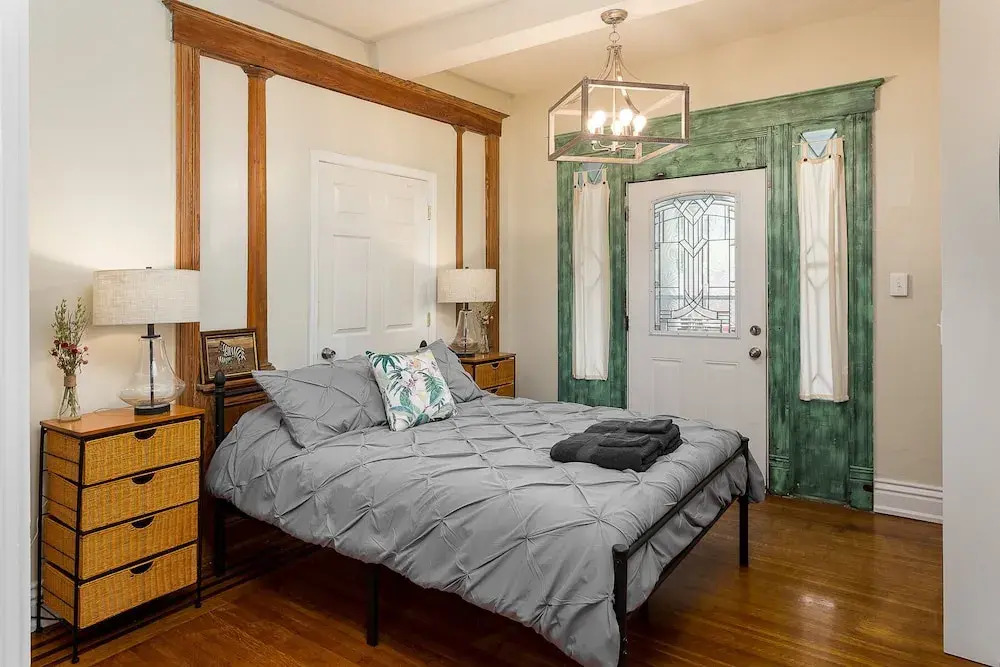 Fully renovated 4BR Bardstown / Highlands!