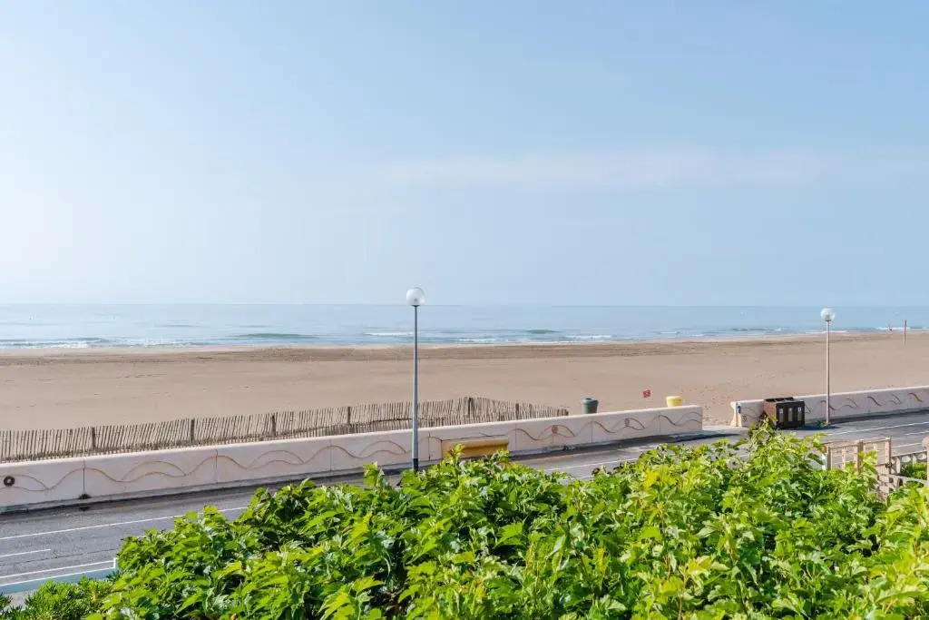 RAG28 : Appartement T2 Cabine 4 couchages NARBONNE PLAGE