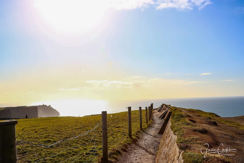 10mindrivecliffsofmoher-cozy2br-parking-wifi