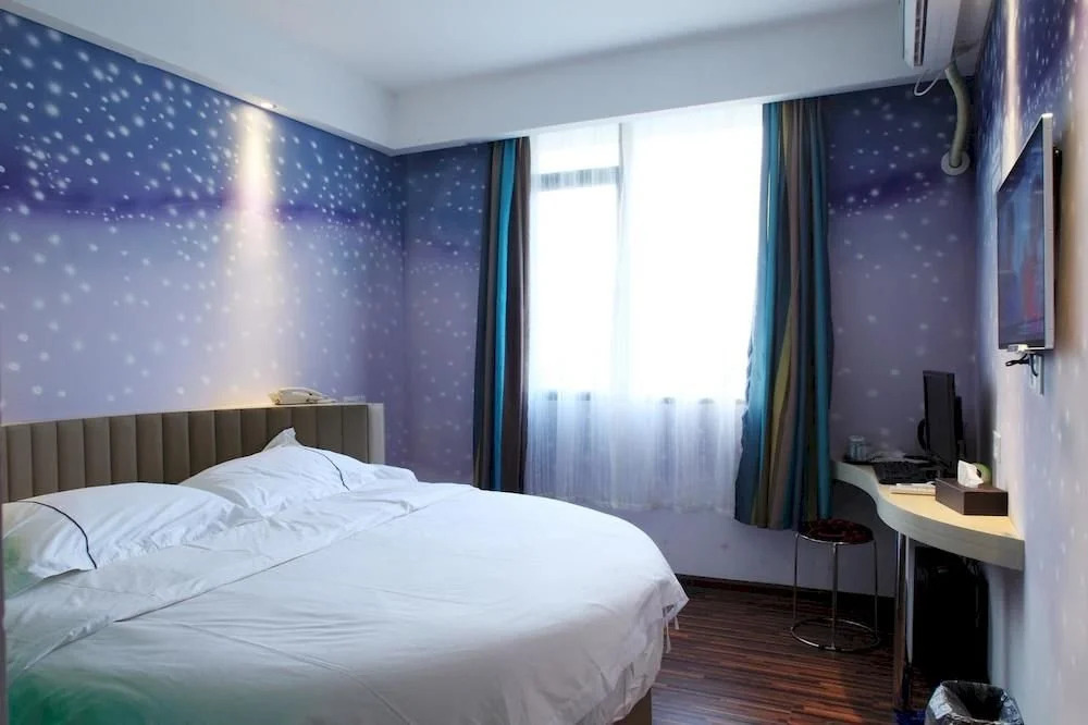 Kalai Theme Hotel
