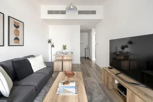 Marina Residence Tower B
