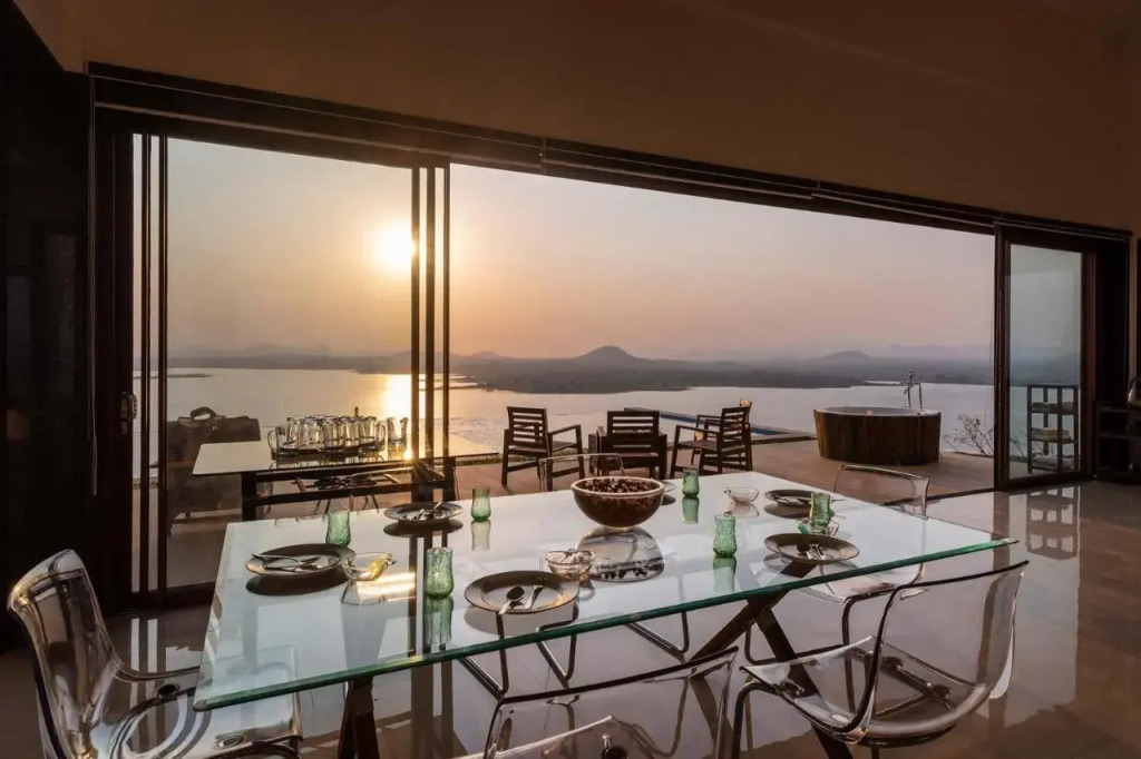 Stayvista At Sunset On The Lake