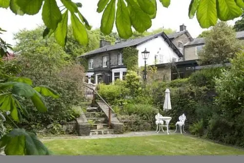 Egerton House Hotel