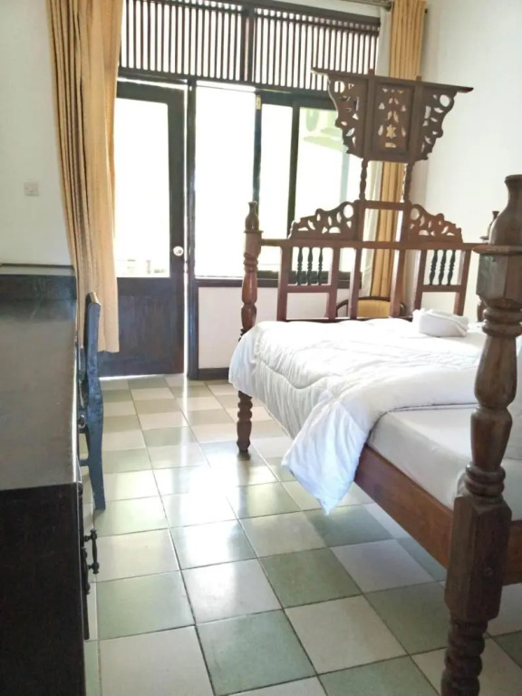 Serene Hotel
