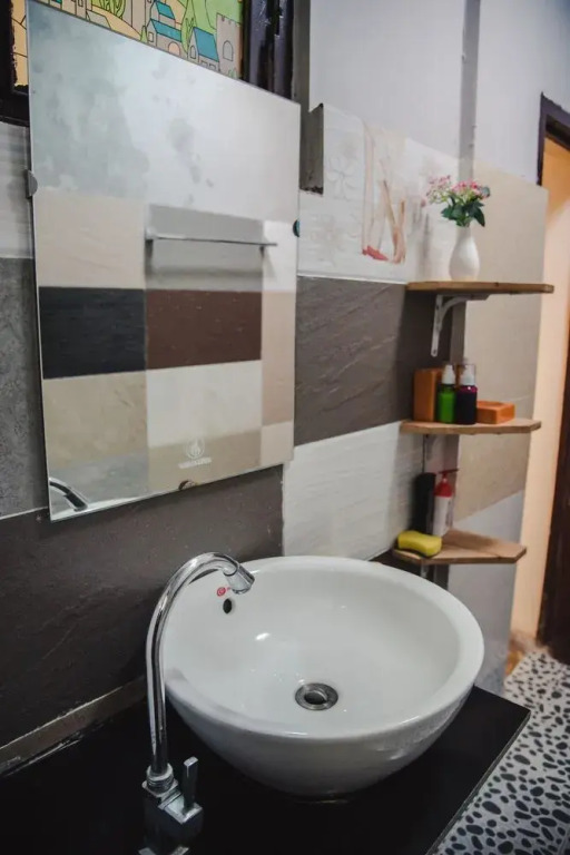 Hanah's Tiny Hanoi Homestay