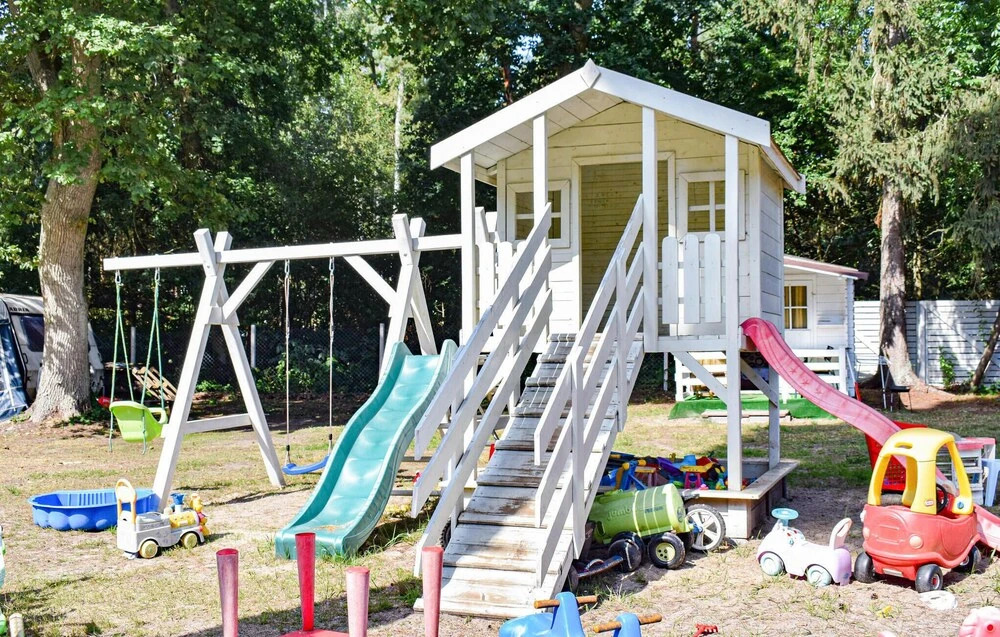 1 Bedroom Lovely Home In Pobierowo