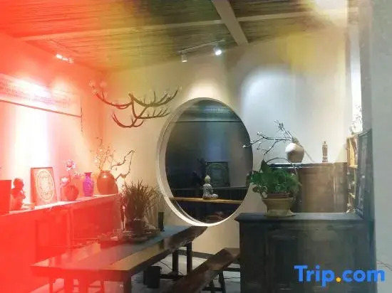 Lushan west sea van gogh home stay facility