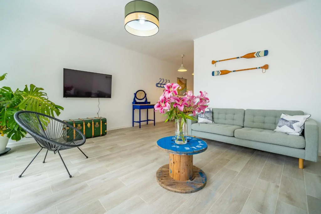 CAN MARTINEZ Calella Beach Boutique Apartment