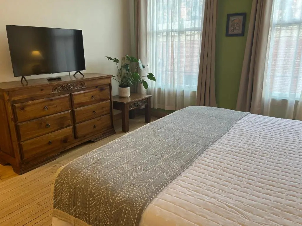 Canyon Rose Suites