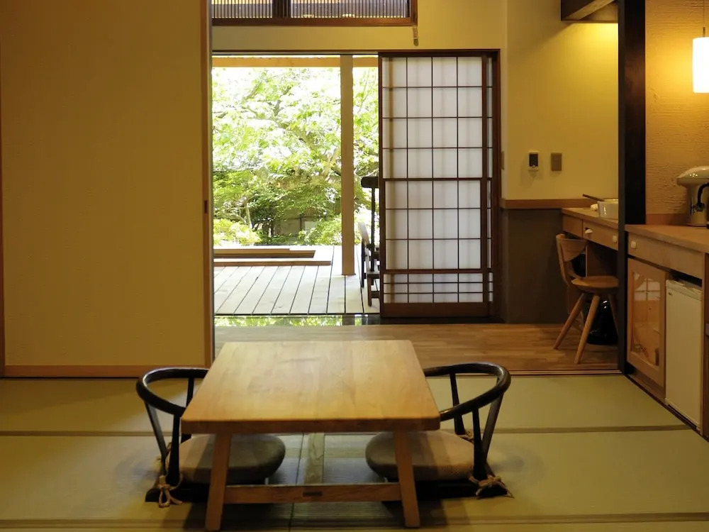 Gora Hanaougi-Sounkaku