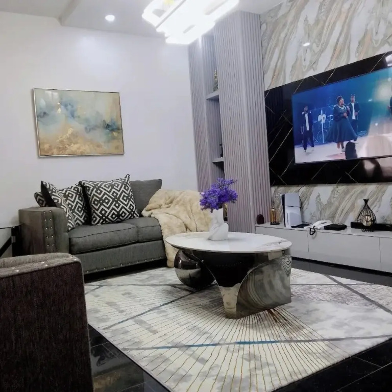The Bond Apartment