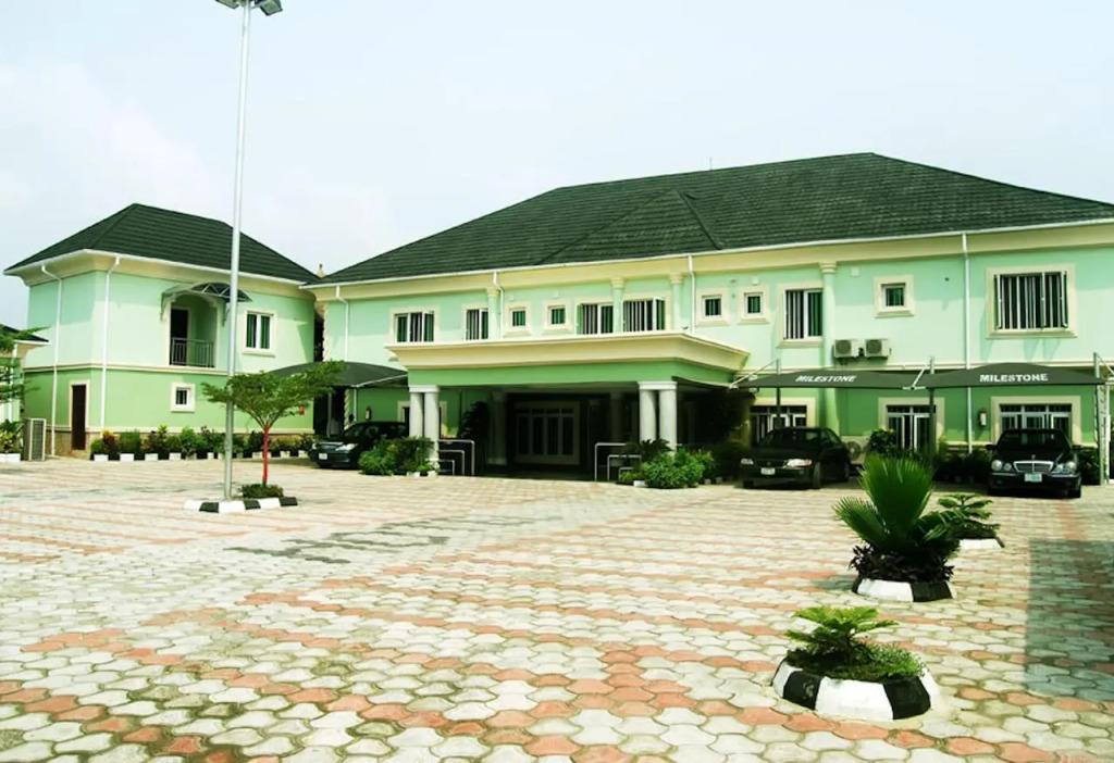 Milestone Hotel
